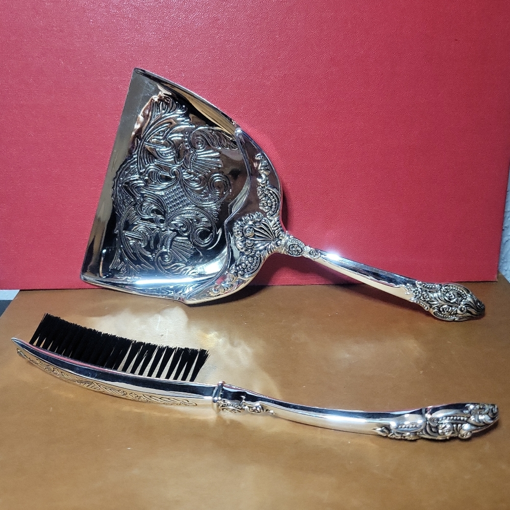 Vintage Silver Plated Godinger Silver Art GSA Butler Dust Pan And Brush
